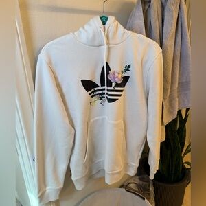 NWT Adidas Original White Hoodie with Floral Logo size Small